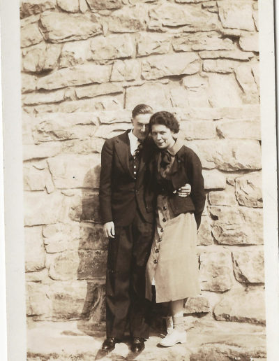 Charlotte and Glen Haynes at Washington Monument in 1937.